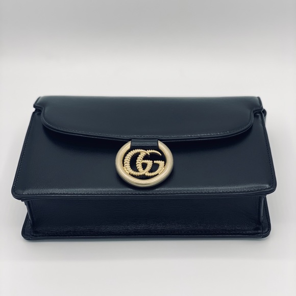 GUCCI CALFSKIN GG RING SHOULDER BAG - Picture 10 of 13